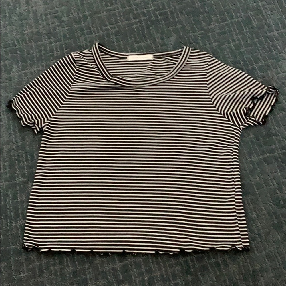 Black stripped top
